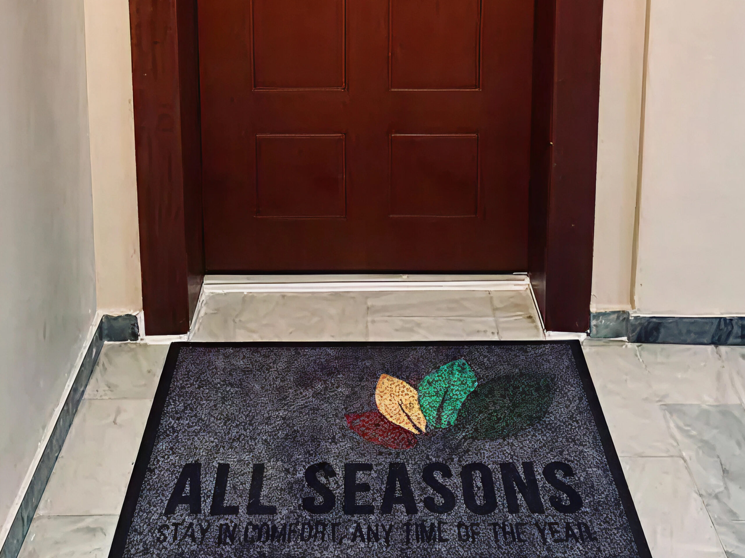 All Season - Summer Studio 10 Argo Rentals - All Season - Summer - House Entrance