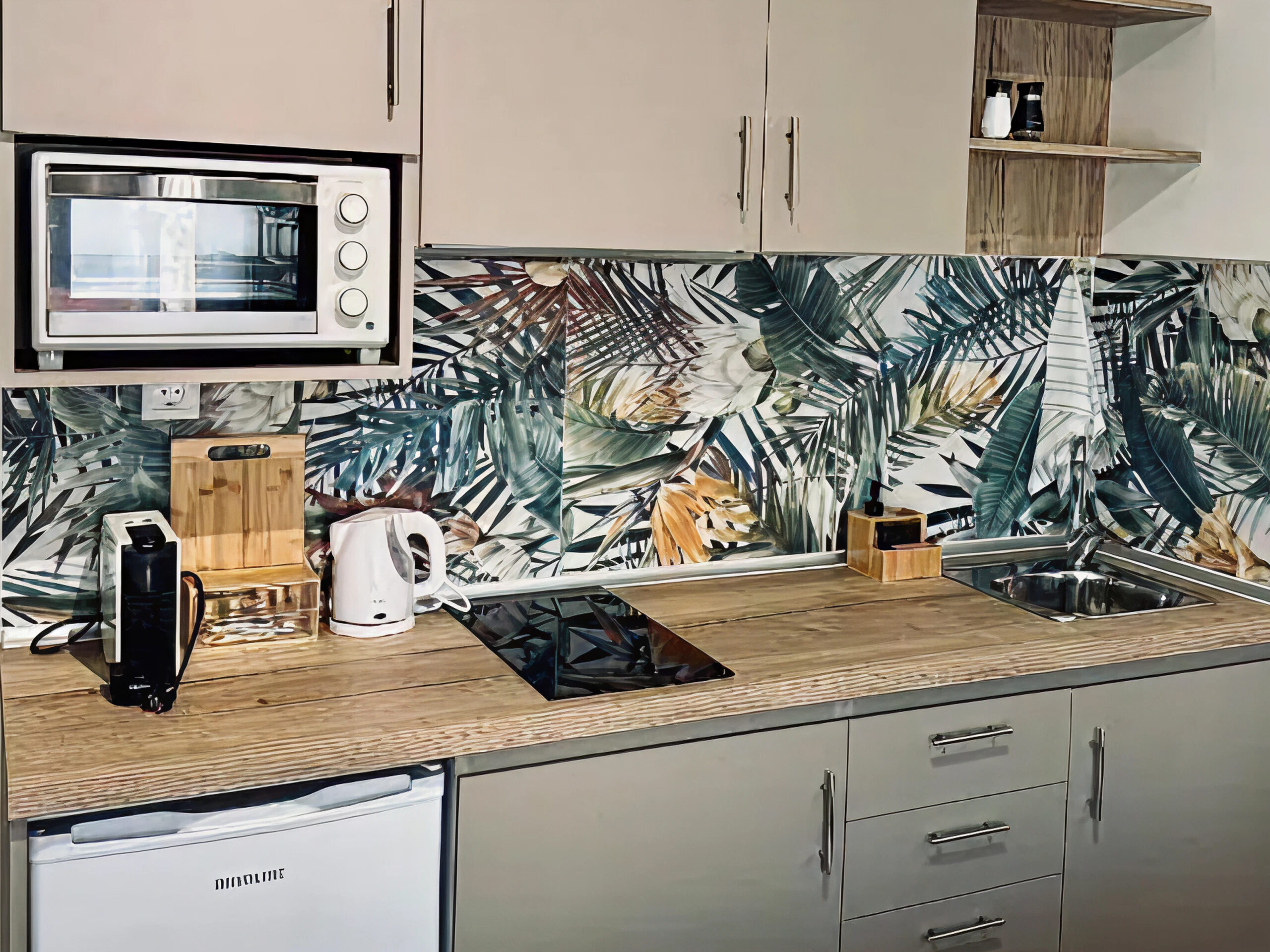 All Season - Spring Studio 2 Argo Rentals - All Season - Spring - Kitchen