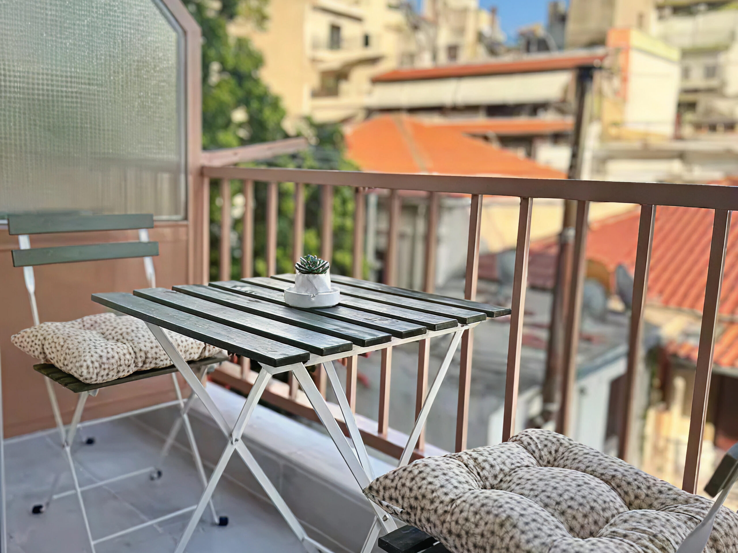 All Season - Summer Studio 8 Argo Rentals - All Season - Summer - Balcony